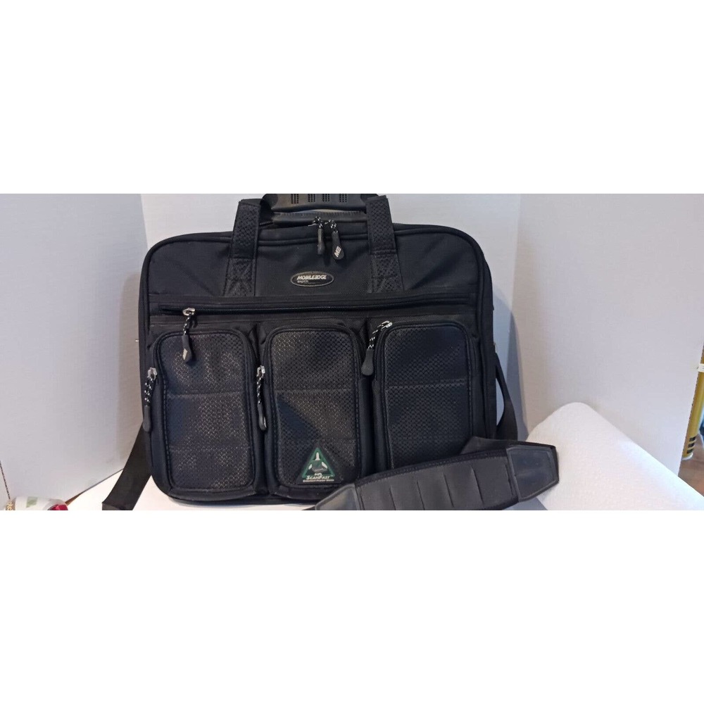Mobile Edge Bring It On Scan‎ Fast Corporate Laptop Briefcase Black 15.4" Screen